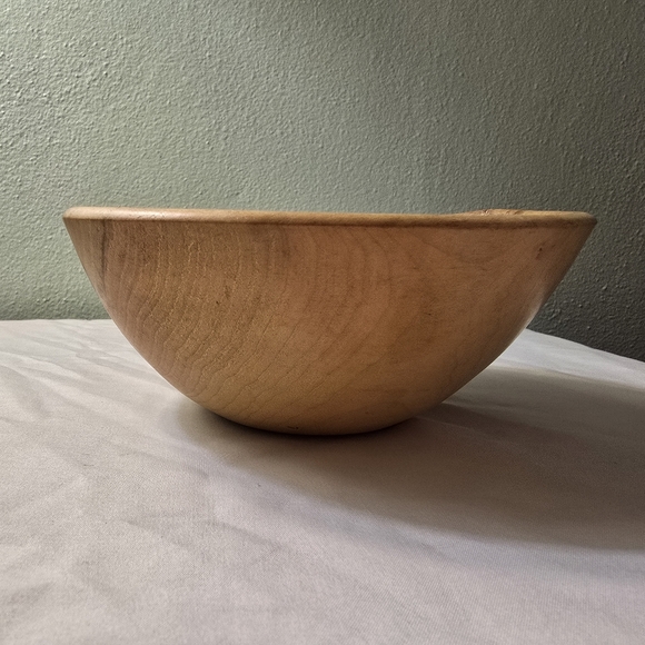 🪵Handmade Maple Wood Bowl 6 1/2 x3 - Picture 4 of 9
